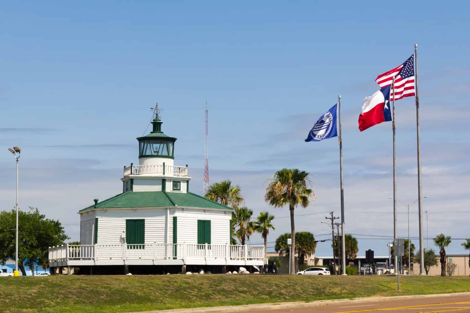 What makes Port Lavaca cheap