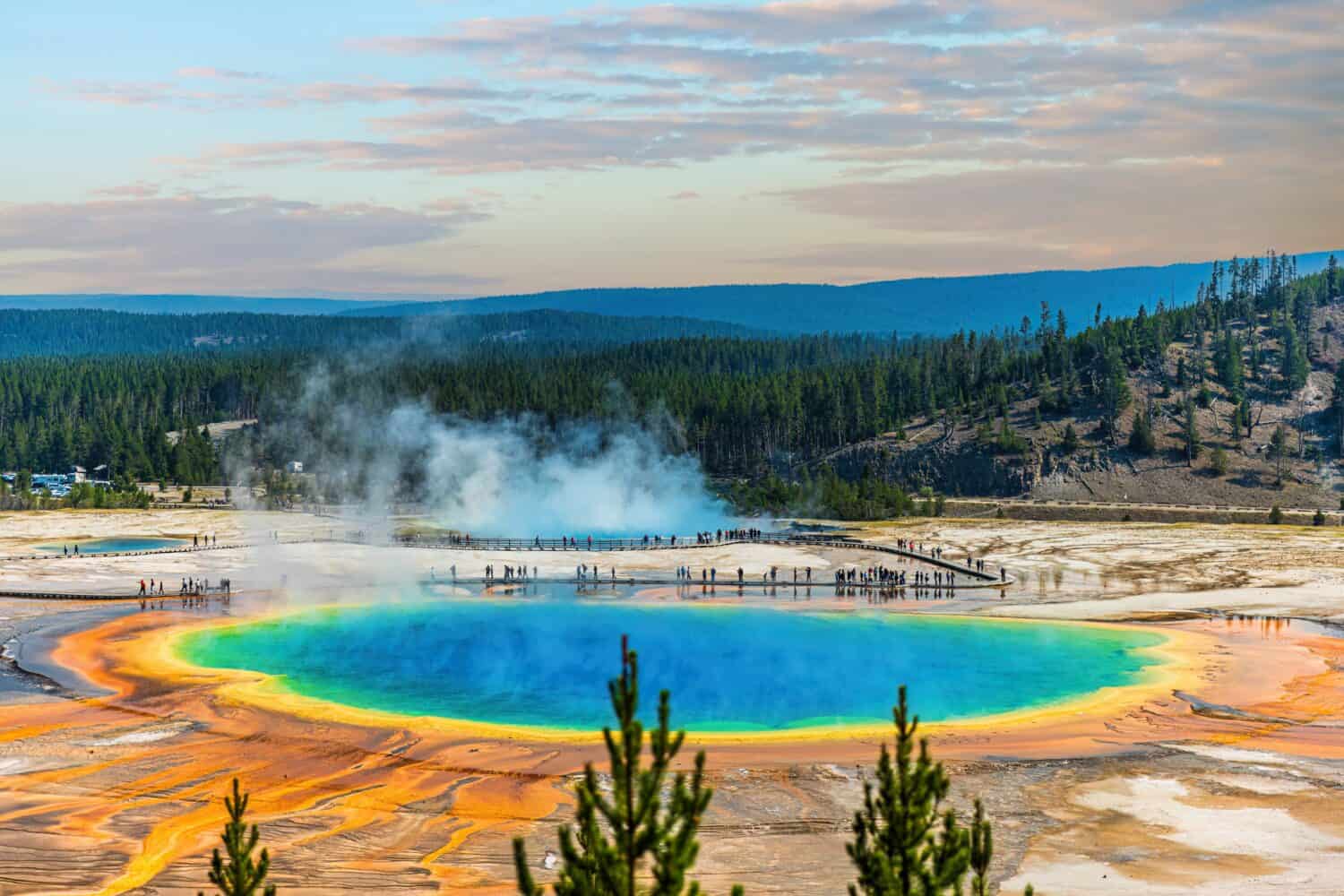 Wyoming Pros and Cons
